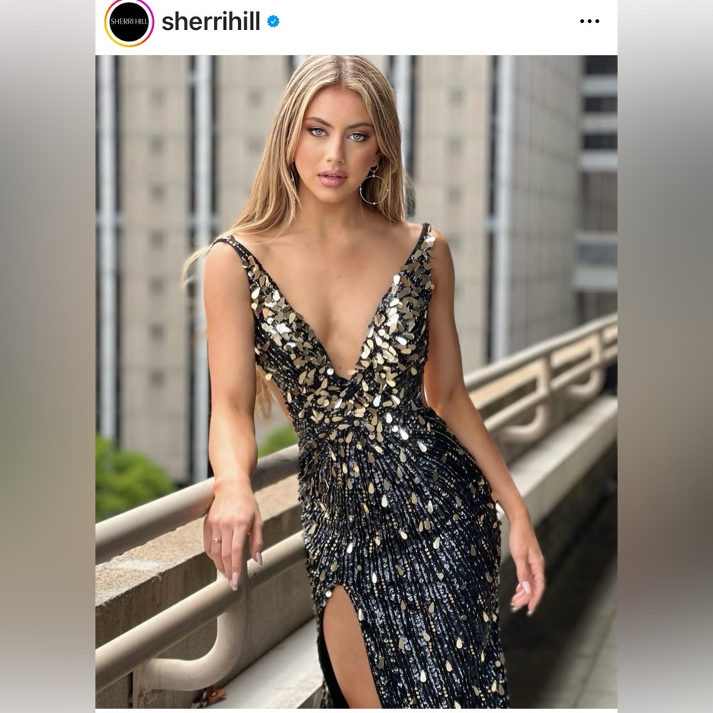 Sherri Hill Blk/Gold Gown